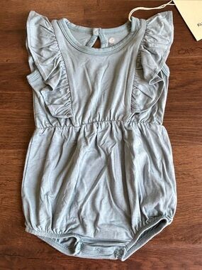 Kyte Short Sleeve Bubble Romper with Ruffles in Dusty Blue 6-12m